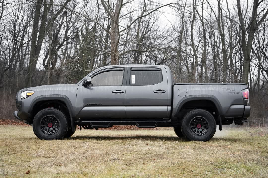 2023 toyota tacoma